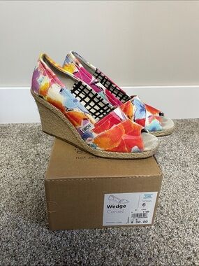TOMS Women's Floral Peep-Toe Espadrille Wedge - Pink, Orange, Blue